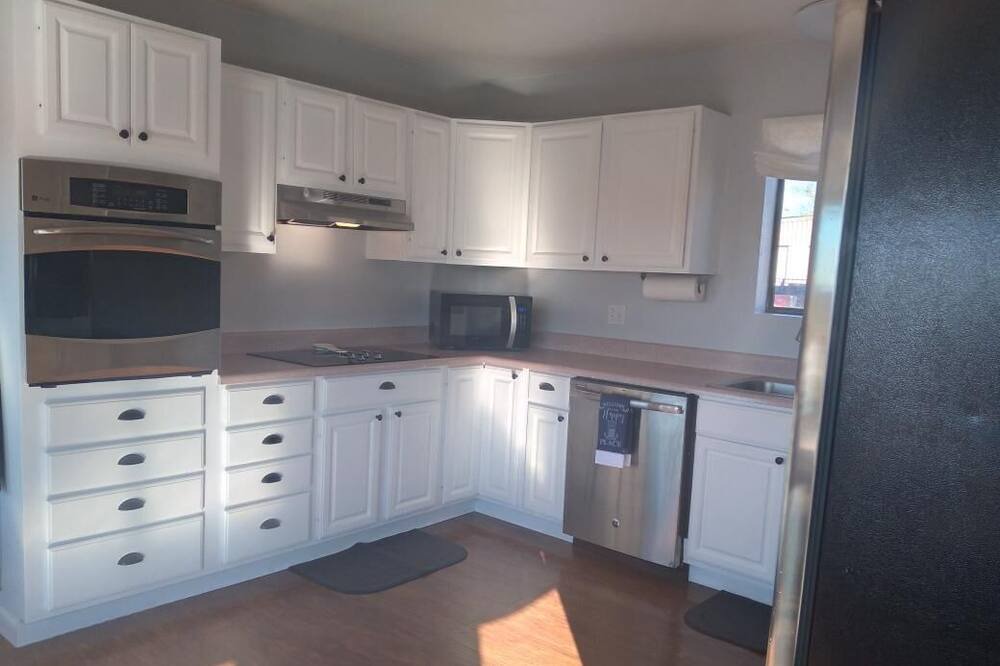 Photo of Kitchen in Black Canyon City