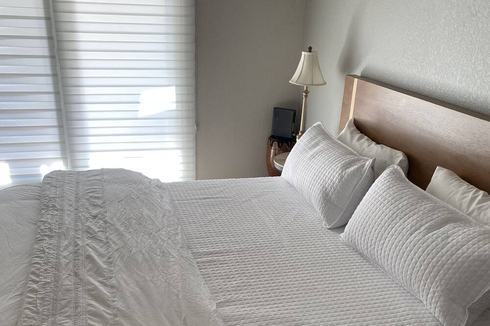 Photo of Bedroom in Folsom
