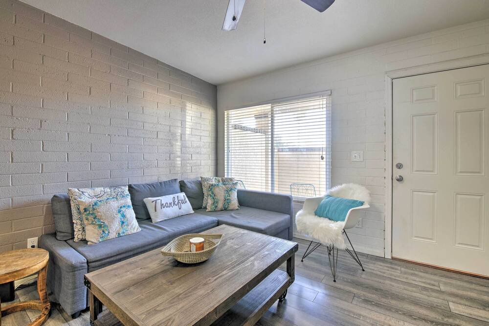 Photo of Livingroom in Sunset
