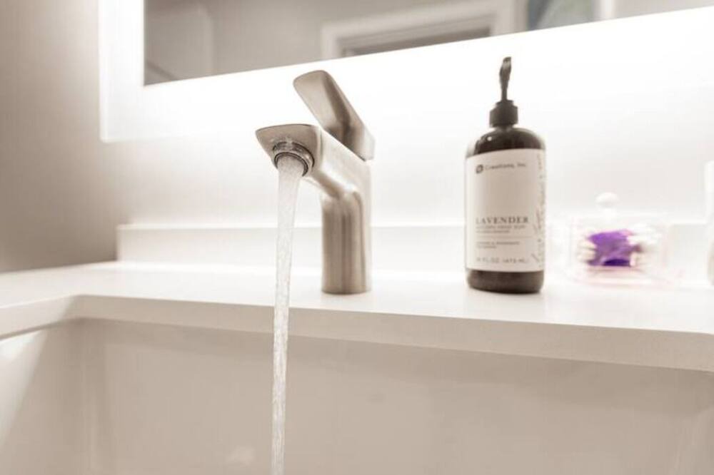 Photo of Bathroom in Midway District