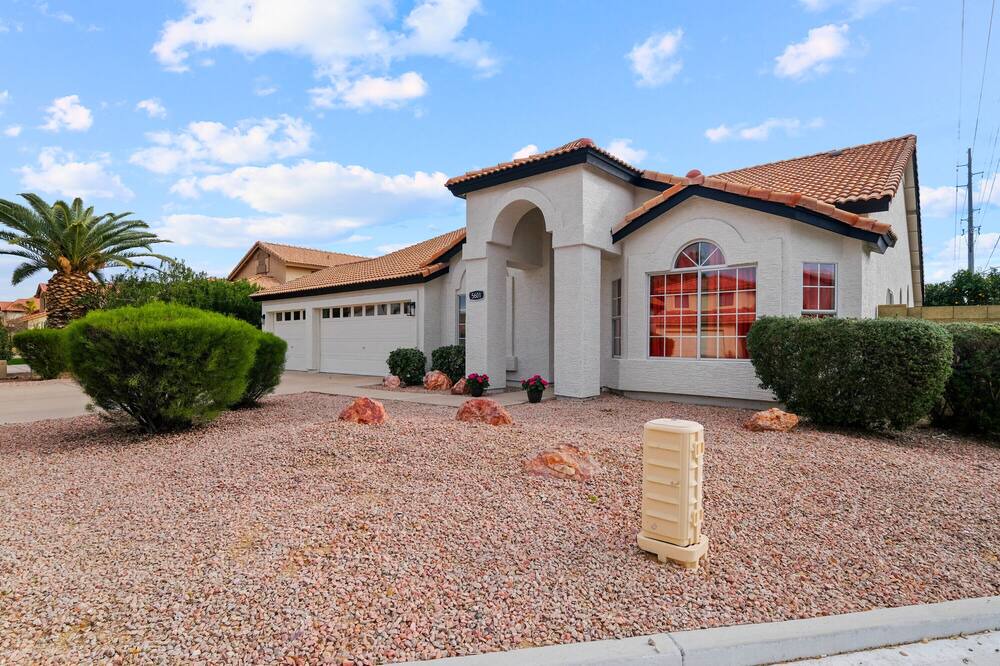 Photo of Outdoor in Paradise Valley Village