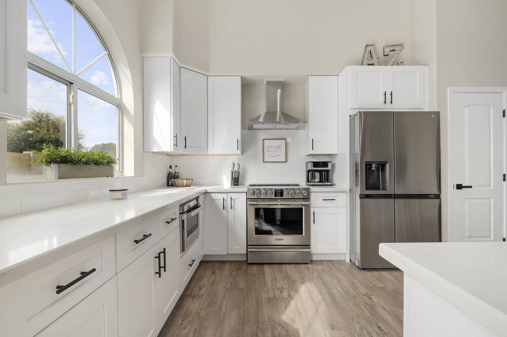 Photo of Kitchen in Paradise Valley Village
