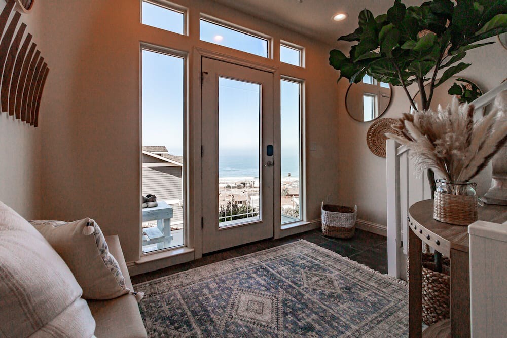 Photo of Livingroom in Cayucos