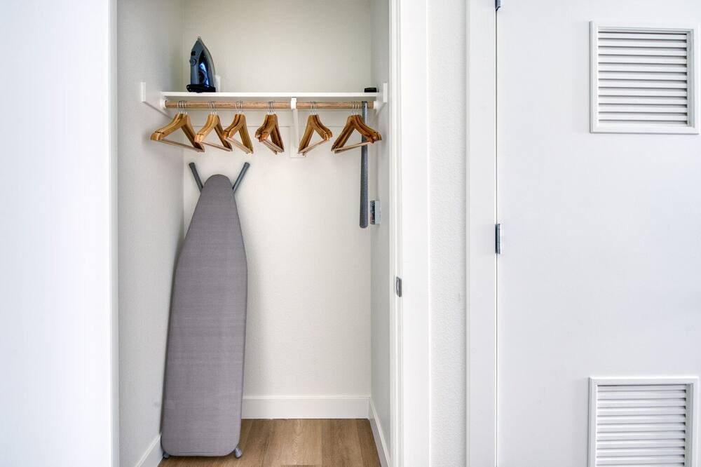 Photo of Bedroom in Downtown Berkeley
