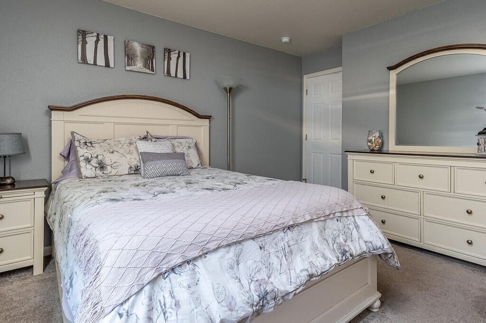 Photo of Bedroom in Morro Bay