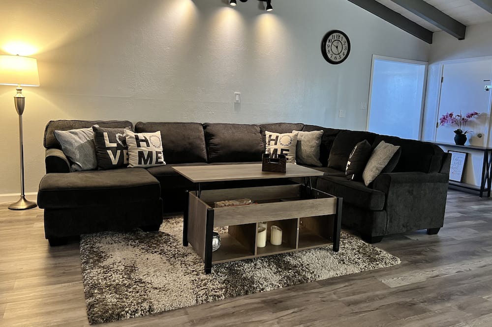Photo of Livingroom in Otay