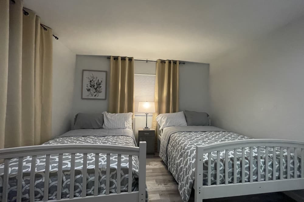 Photo of Bedroom in Otay