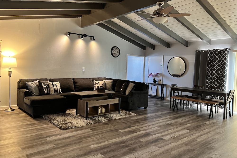 Photo of Livingroom in Otay