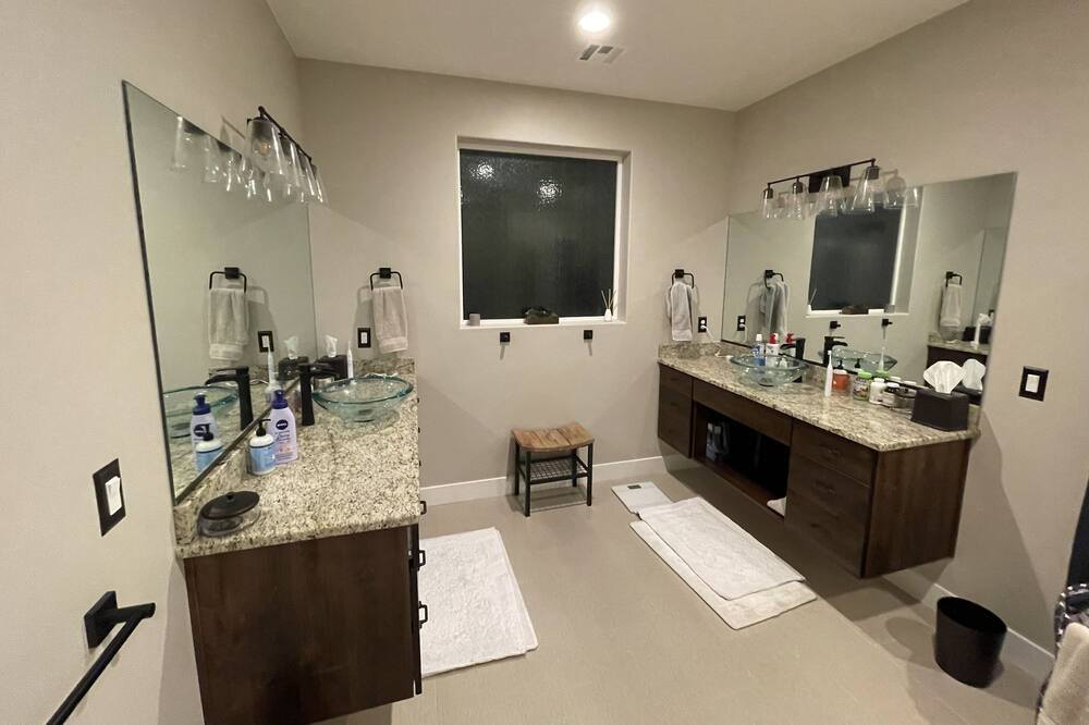 Photo of Bathroom in St. George