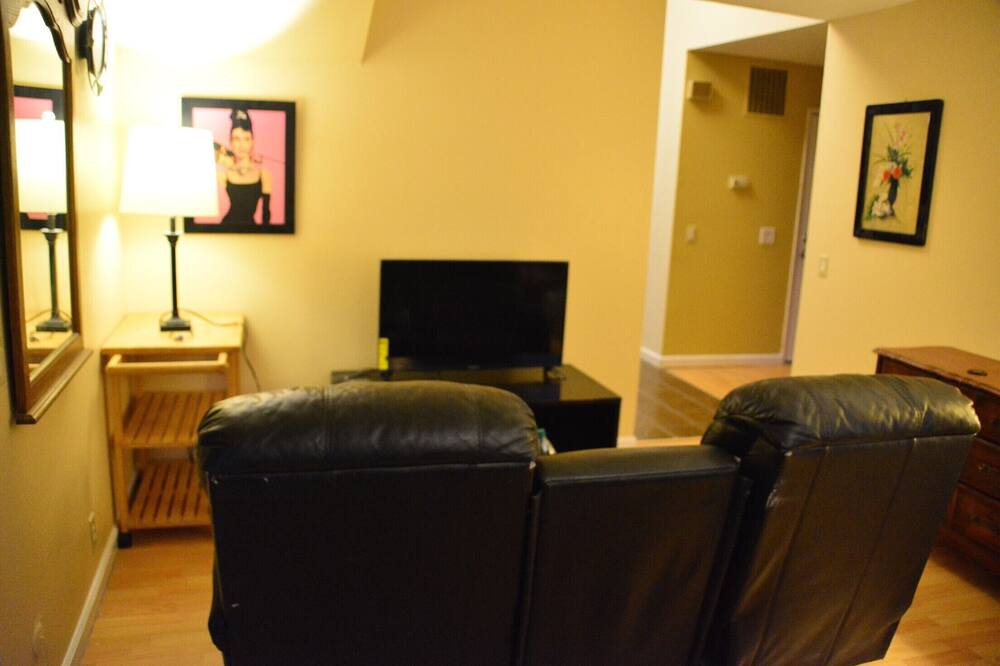 Photo of Livingroom in Edenvale