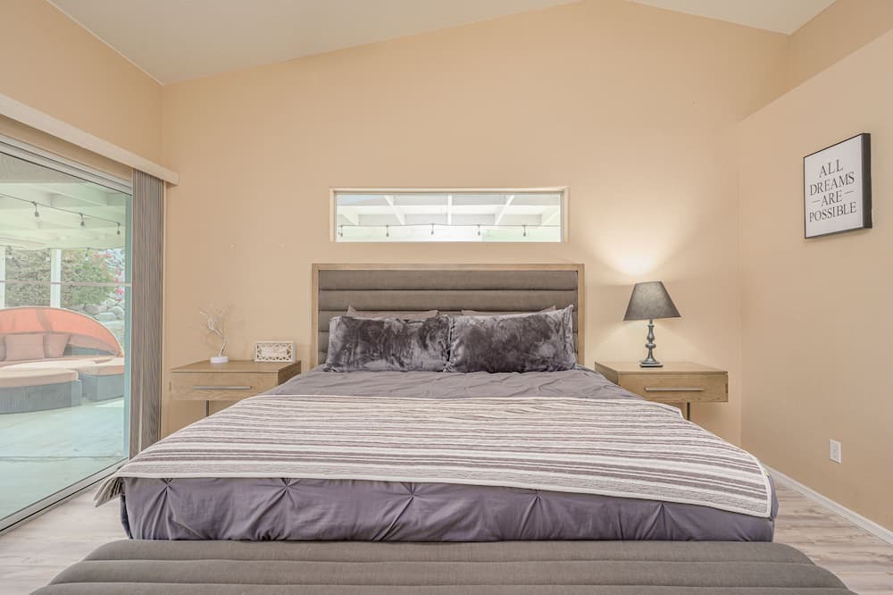 Photo of Bedroom in Bullhead City