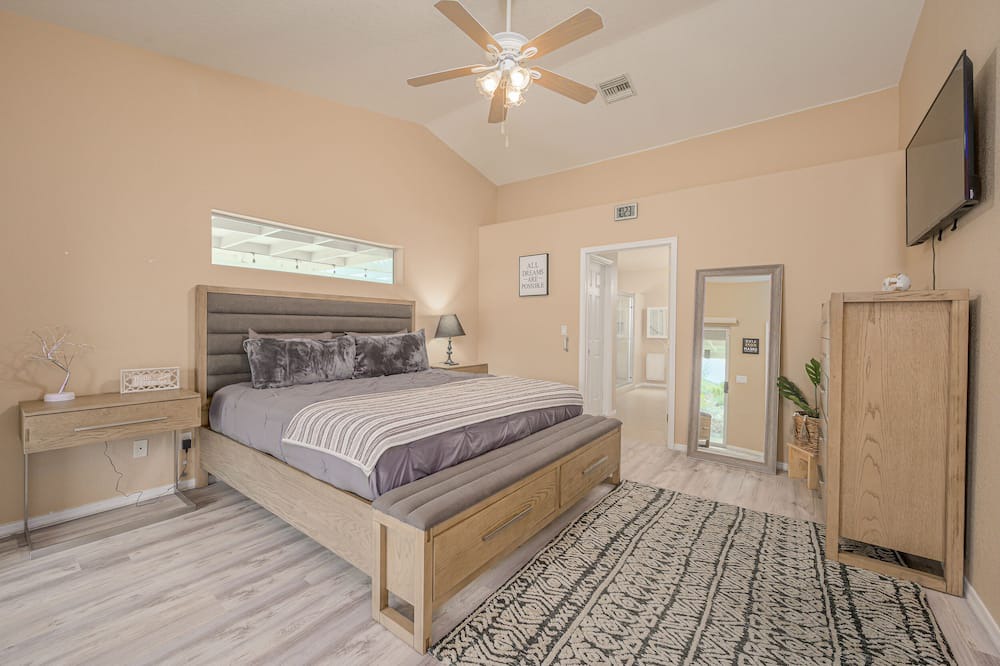 Photo of Bedroom in Bullhead City
