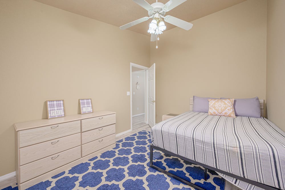 Photo of Bedroom in Bullhead City