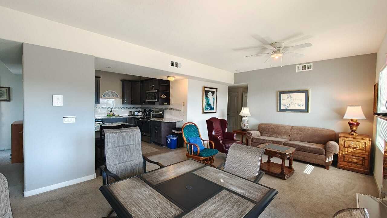 Photo of Livingroom in Downtown