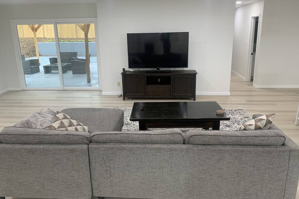 Photo of Livingroom in Lake Murray