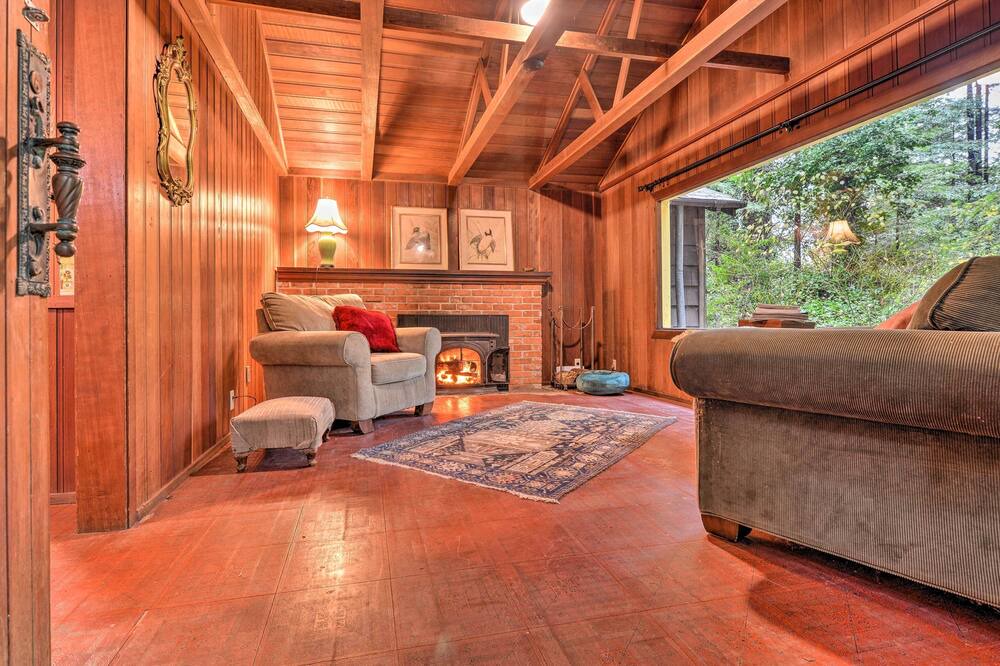 Photo of Livingroom in Carlotta