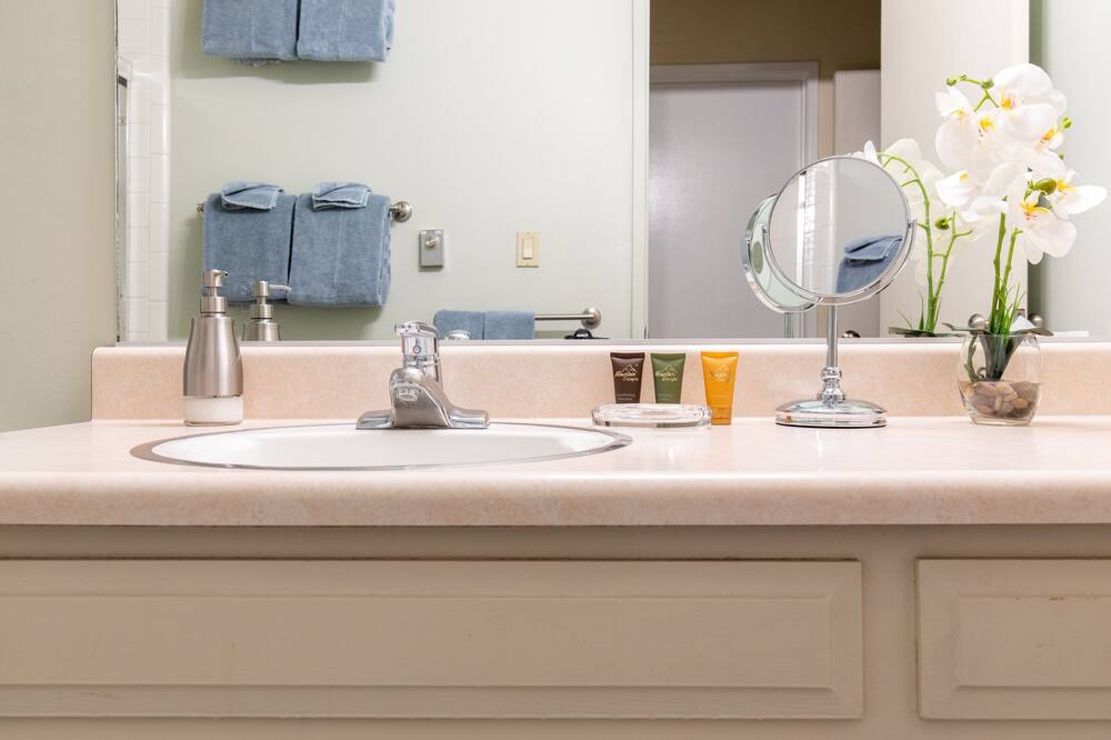 Photo of Bathroom in Mammoth Lakes