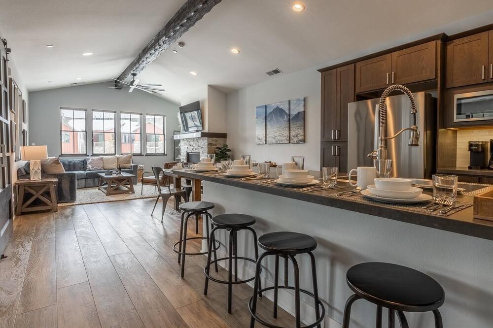 Photo of Kitchen in Mammoth Lakes