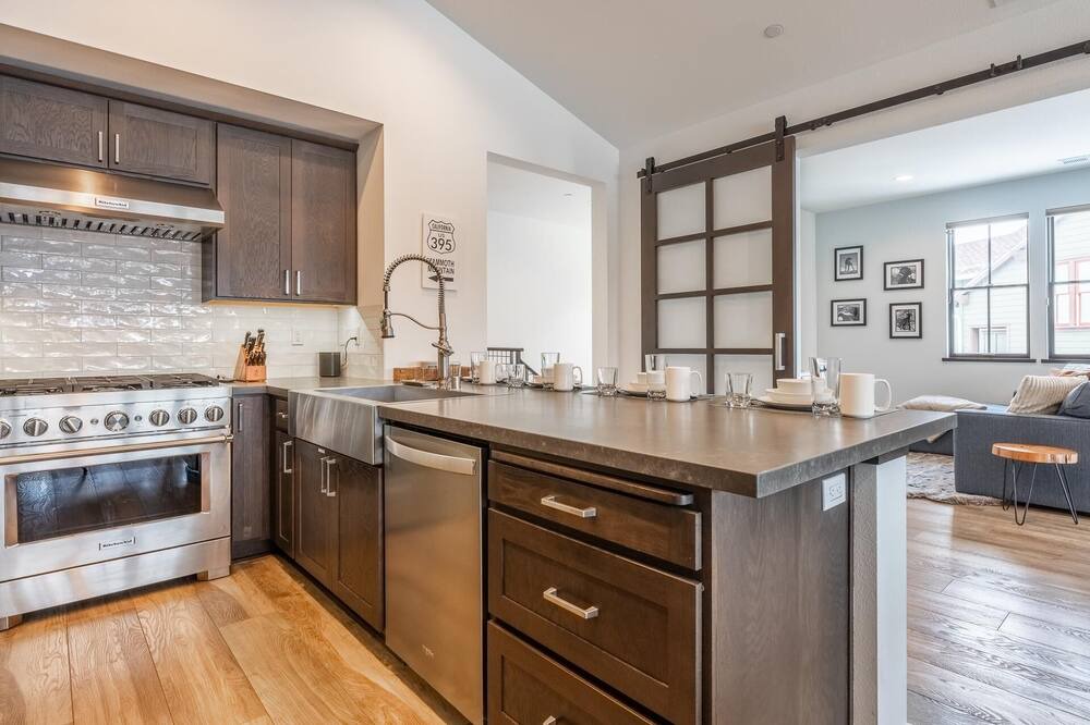Photo of Kitchen in Mammoth Lakes