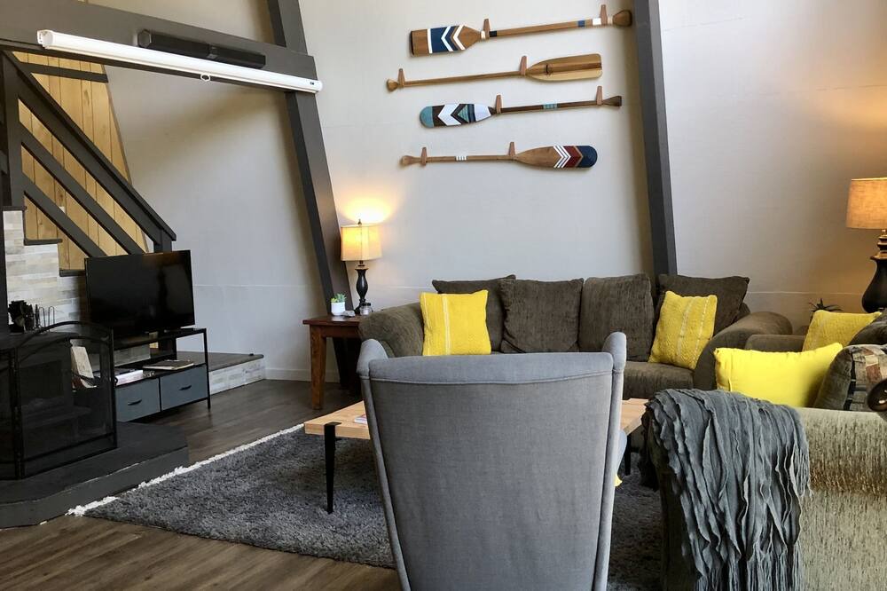 Photo of Bedroom in Cold Springs