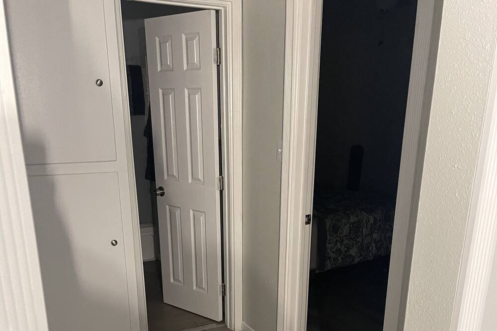 Photo of Bedroom in South Montebello