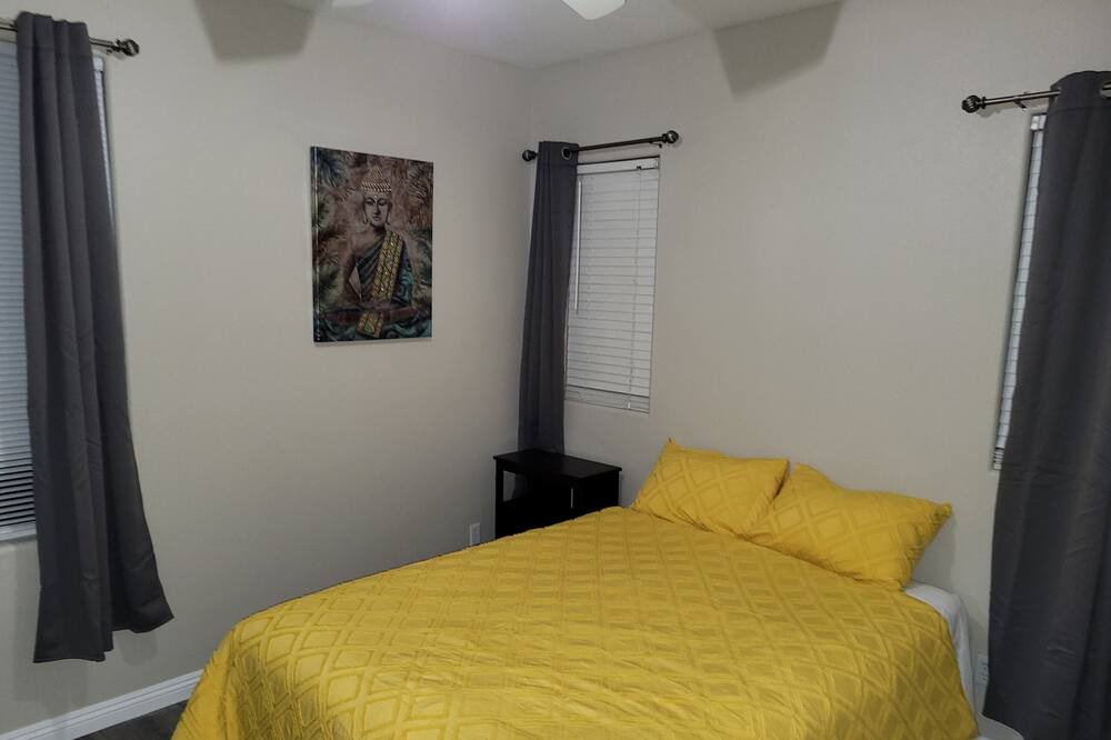 Photo of Bedroom in North Las Vegas
