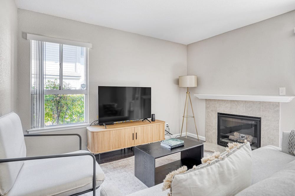 Photo of Livingroom in Willow Glen