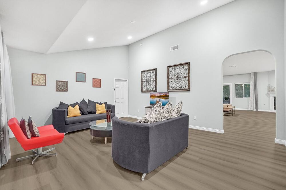 Photo of Bedroom in Chino