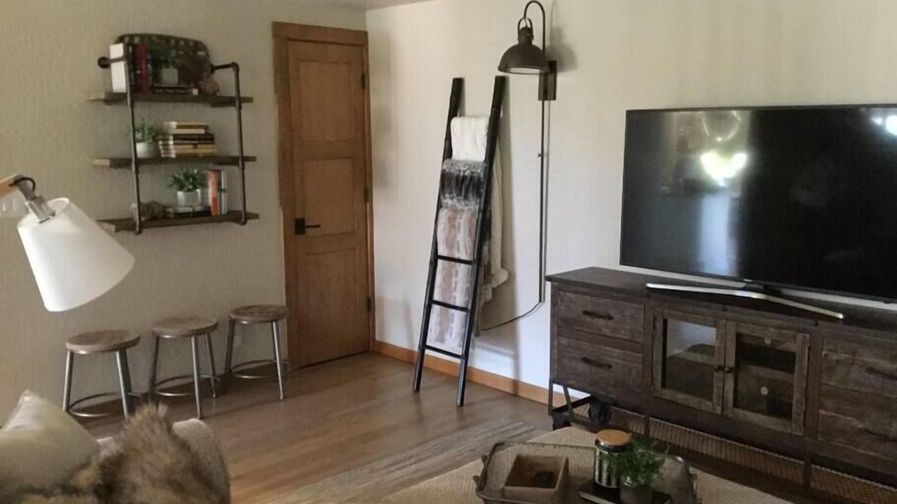 Photo of Livingroom in Bass Lake