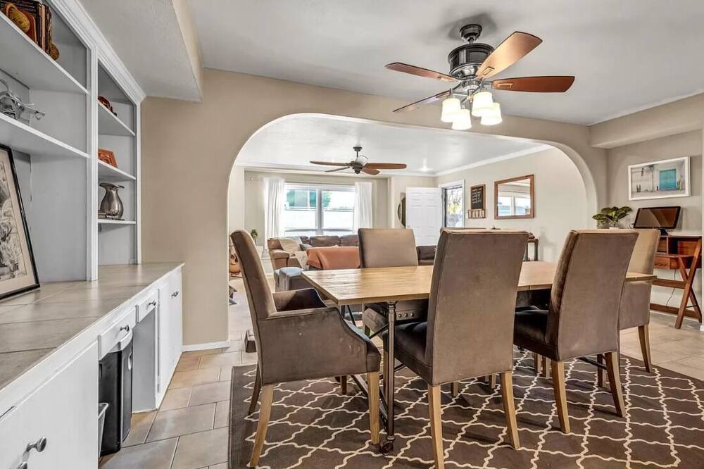 Photo of Kitchen in Scottsdale Estates Nine