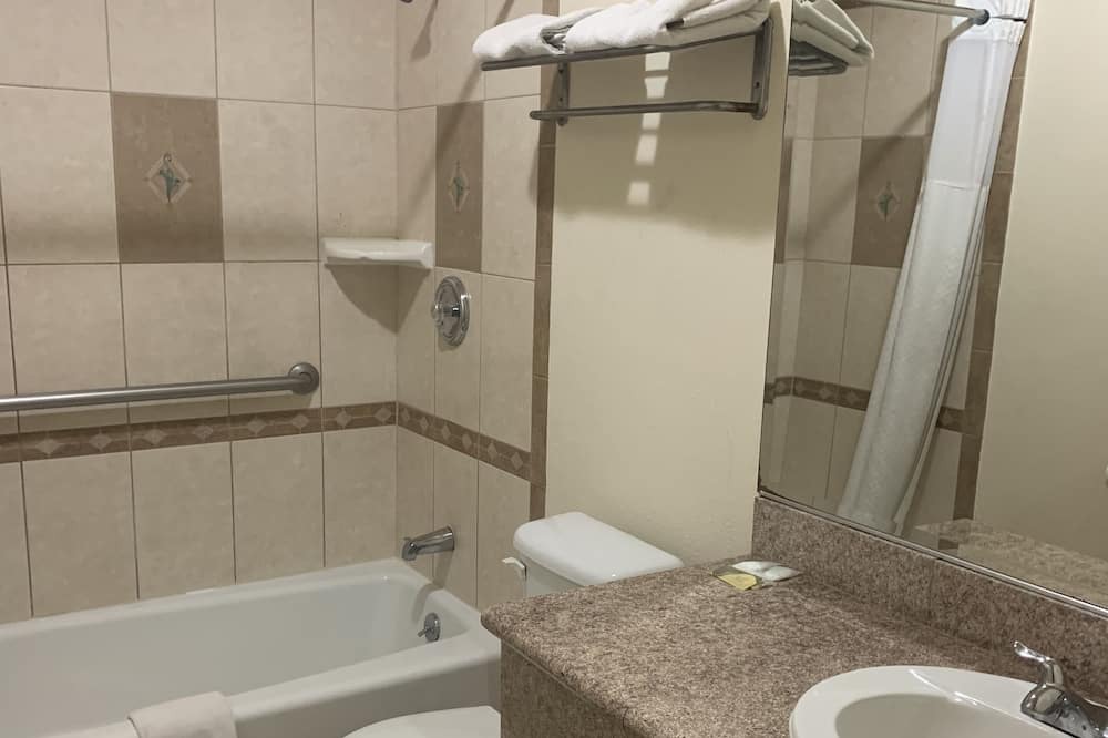 Photo of Bathroom in Los Angeles