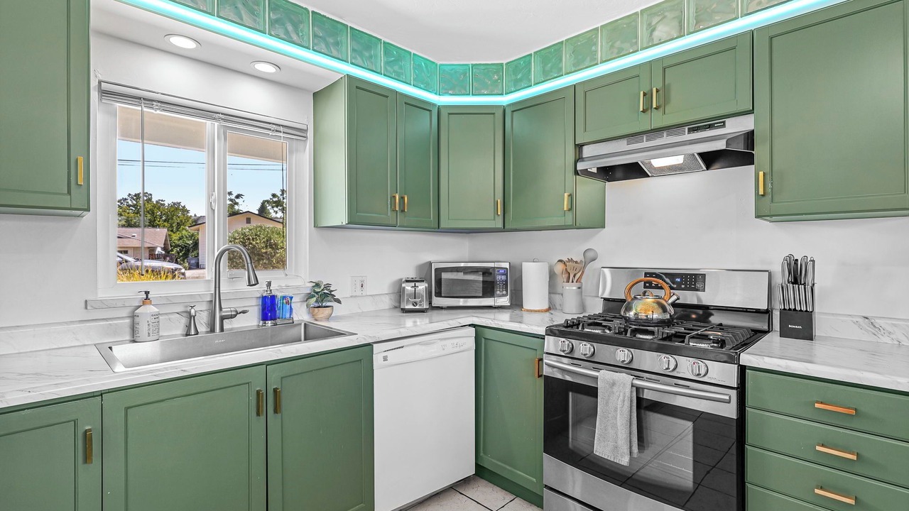 Photo of Kitchen in Sunset
