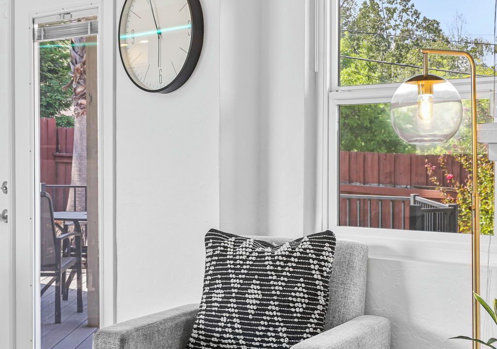 Photo of Livingroom in Sunset