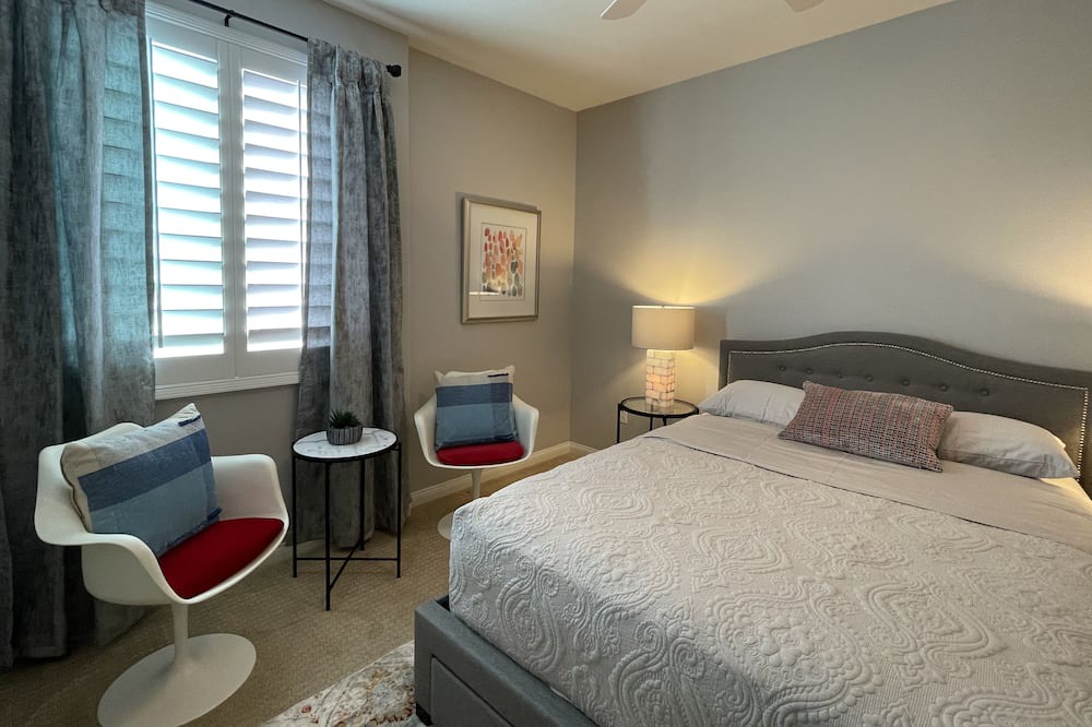 Photo of Bedroom in Carmel Valley