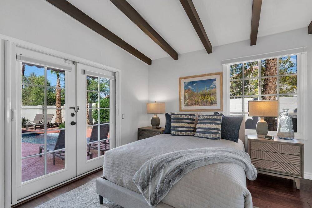 Photo of Bedroom in La Quinta Cove