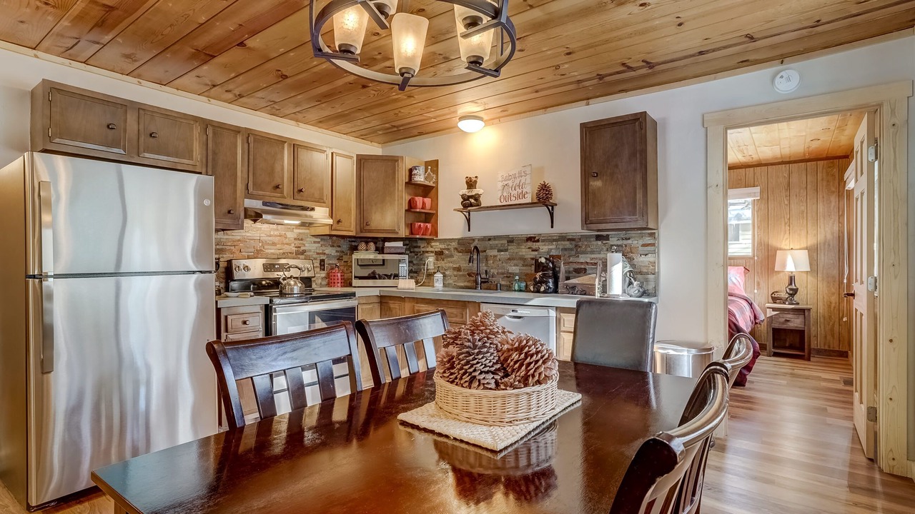 Photo of Kitchen in Pioneer Trail