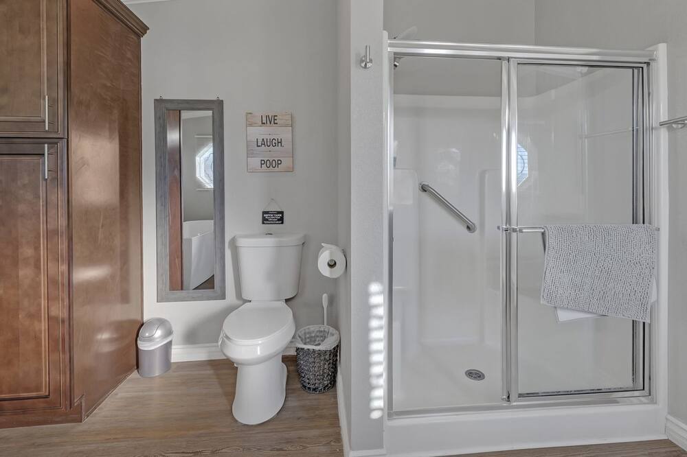Photo of Bathroom in Pahrump