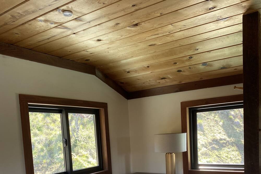 Photo of Bedroom in Garberville