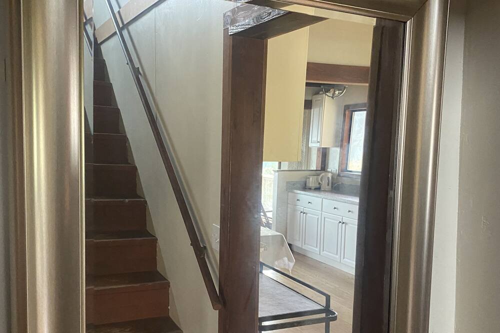 Photo of Bedroom in Garberville
