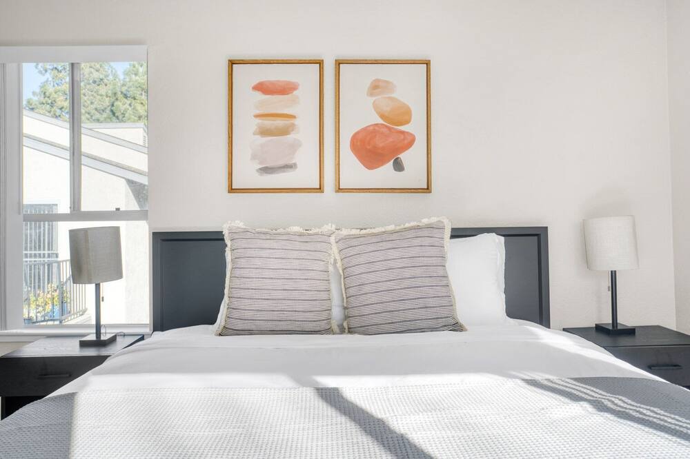 Photo of Bedroom in Willow Glen