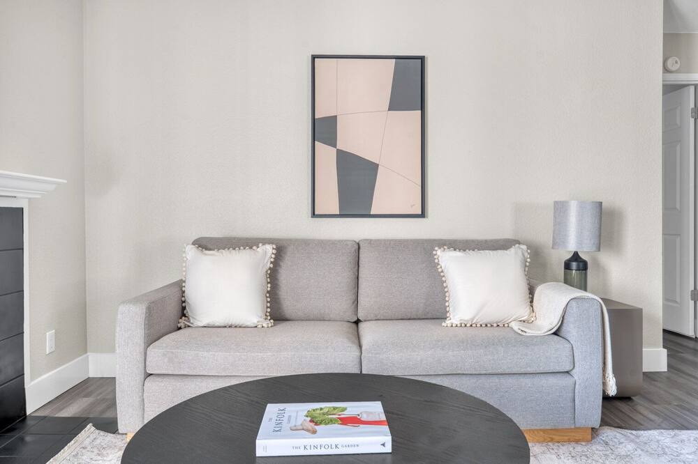 Photo of Livingroom in Willow Glen