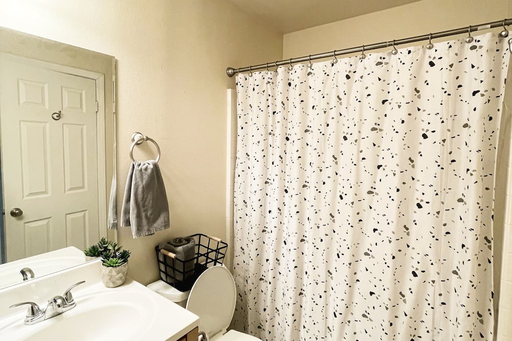 Photo of Bathroom in Costa Mesa