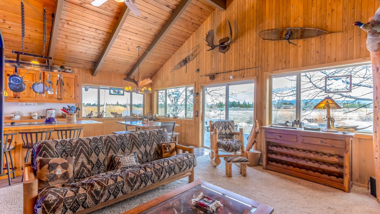 Photo of Livingroom in La Pine