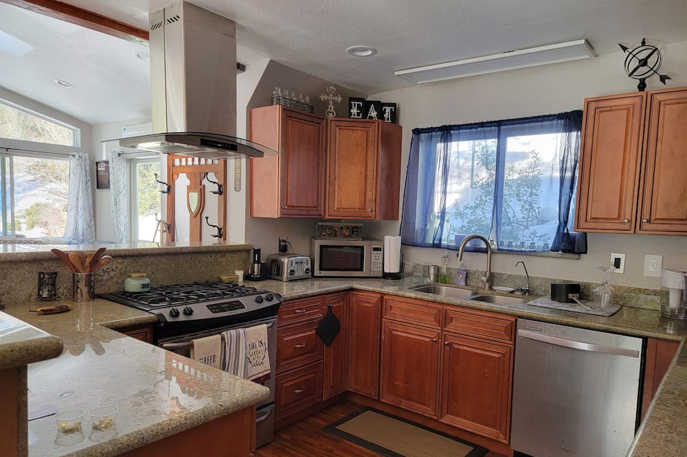 Photo of Kitchen in Mount Charleston