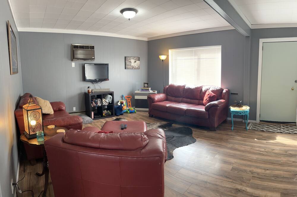 Photo of Livingroom in Lakeview