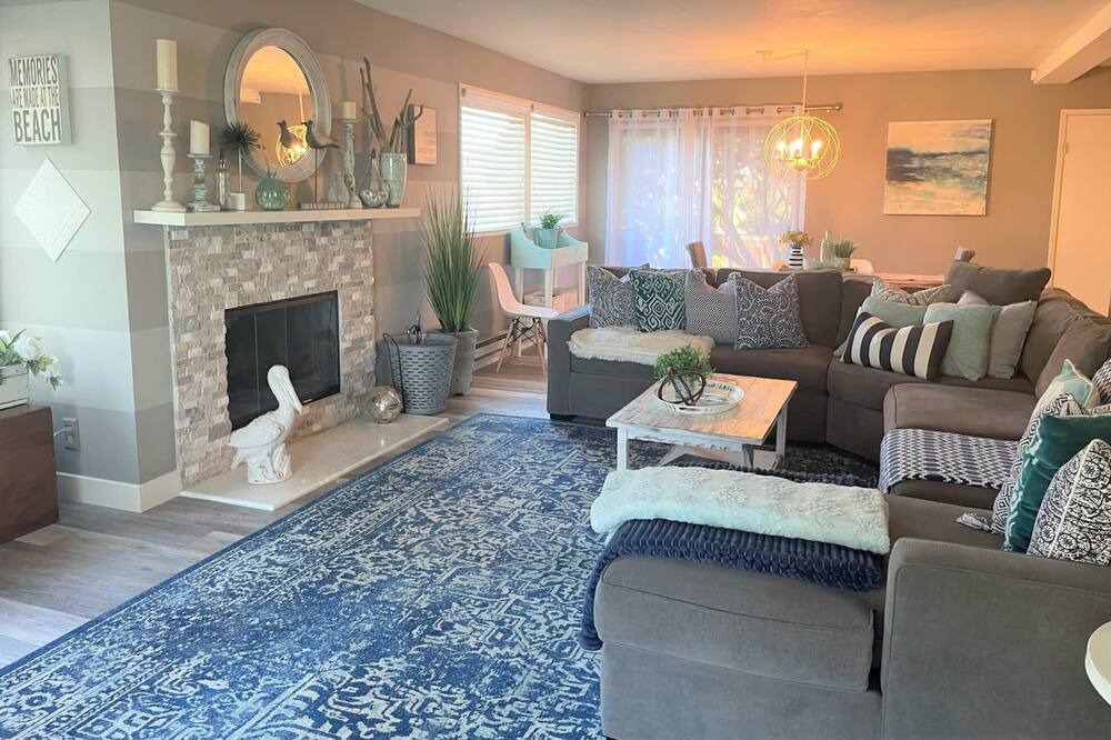 Photo of Bedroom in Pajaro Dunes
