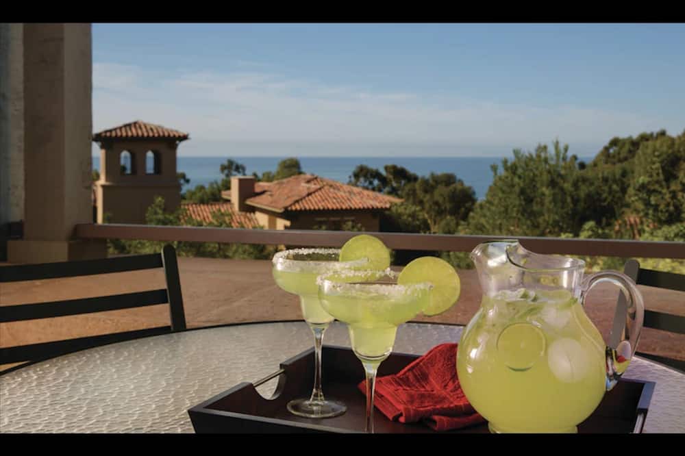 Photo of Patio Balcony in Newport Coast