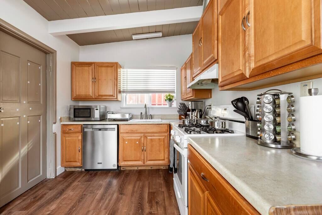 Photo of Kitchen in Tennyson - Alquire