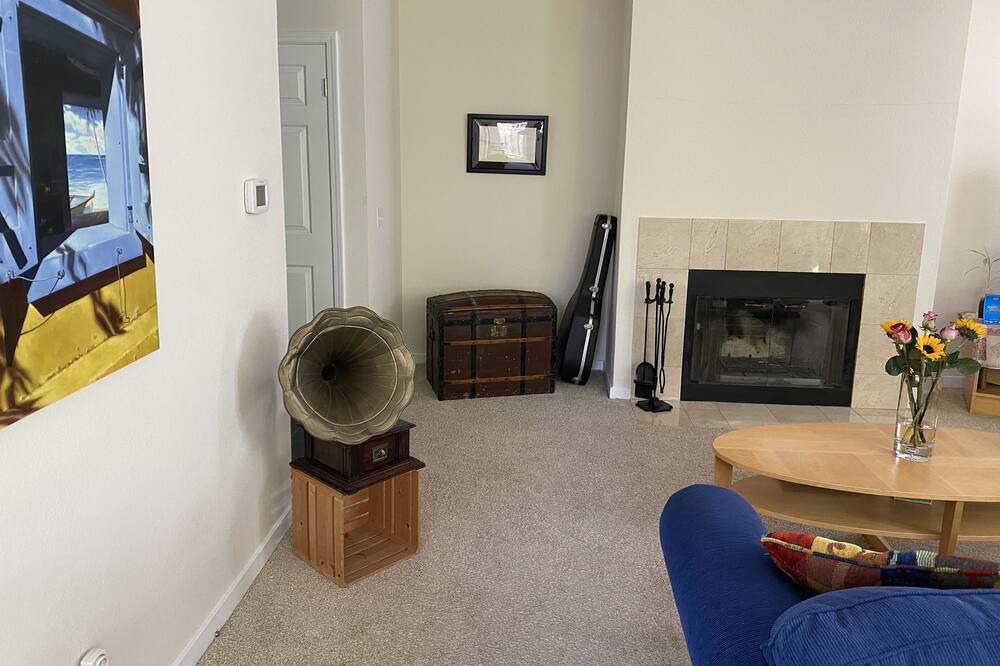 Photo of Livingroom in Corte Madera