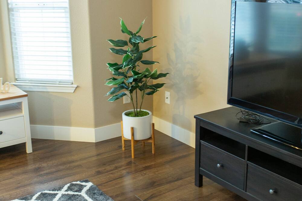 Photo of Bedroom in Shasta Lake
